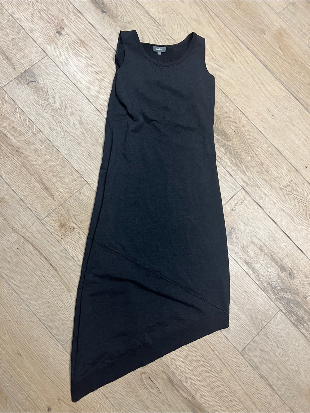 Neiman Marcus Black / grey Sleeveless Asymmetric Hem Midi Dress